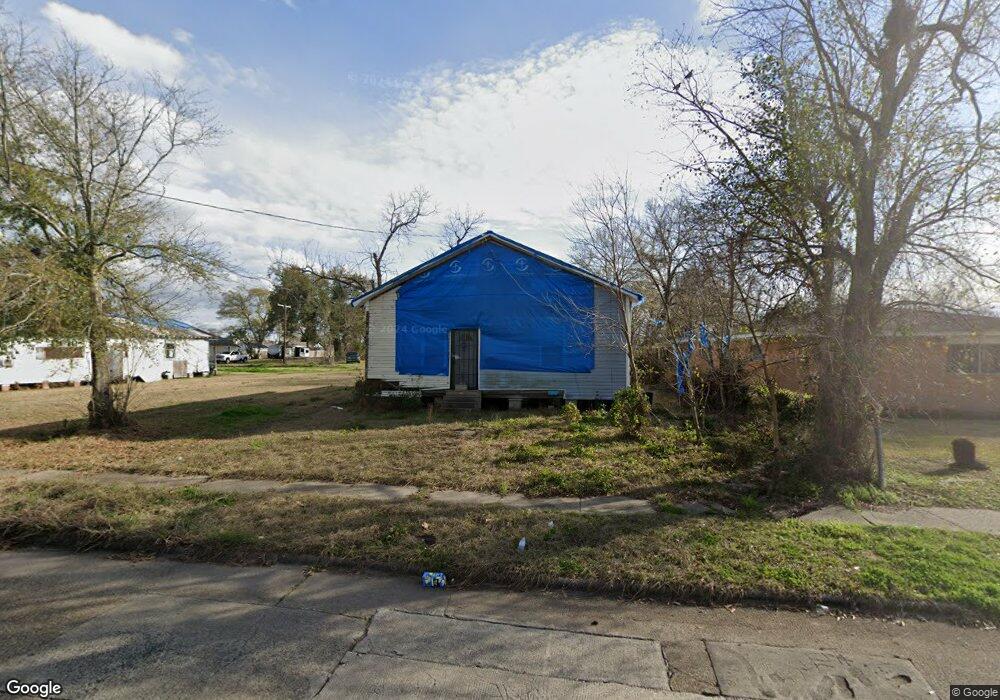 1528 Pine St, Lake Charles, LA 70601 - photo 1