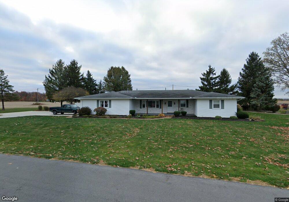 301 Woodlawn Dr, Wapakoneta, OH 45895 - photo 1