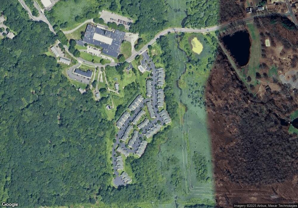 401 Lexington Blvd, Bethel, CT 06801 - photo 1