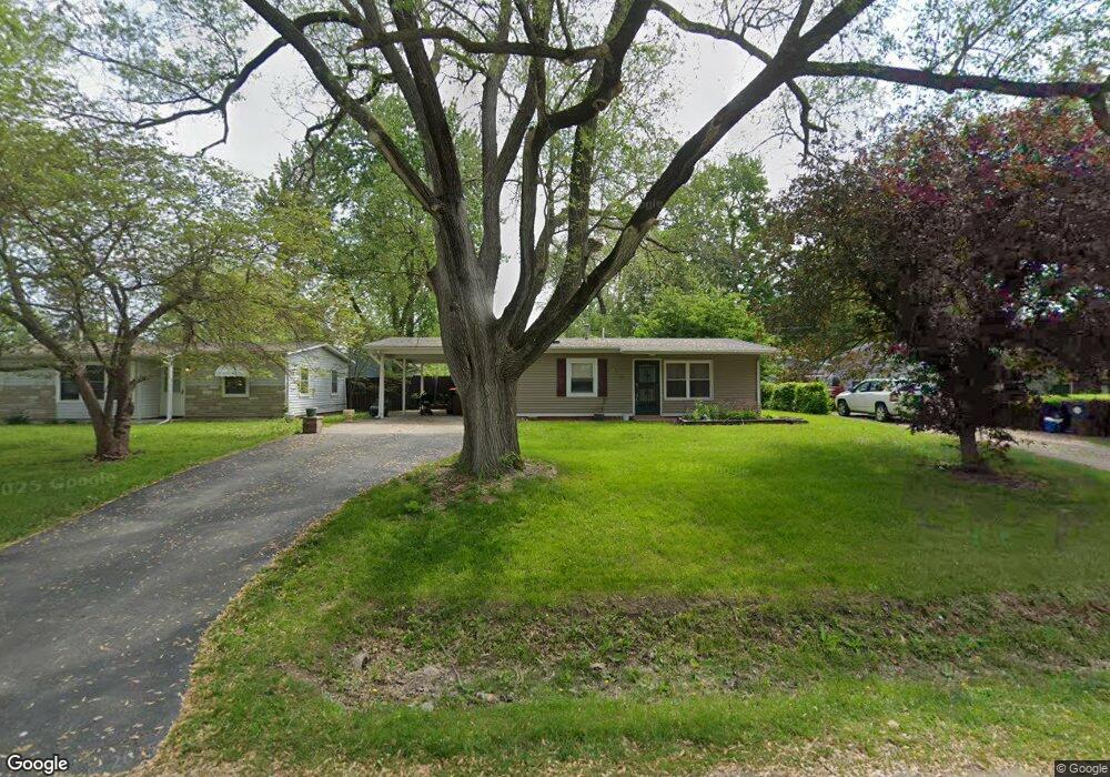 840 Sunset Dr, Lincoln, IL 62656 - photo 1