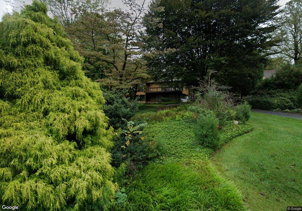 1003 Gwilym Cir, Berwyn, PA 19312 - photo 1