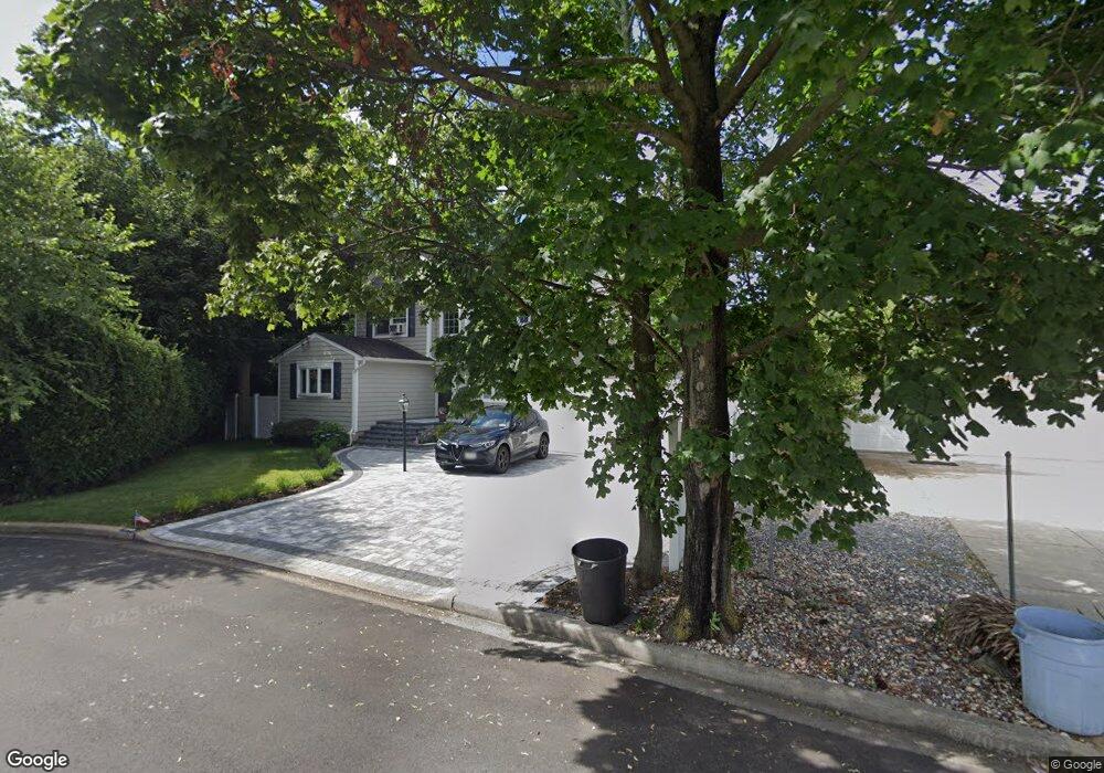 2940 Johnson Place, Wantagh, NY 11793 - photo 1