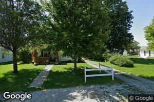 514 S 4th St, Marshall, IL 62441