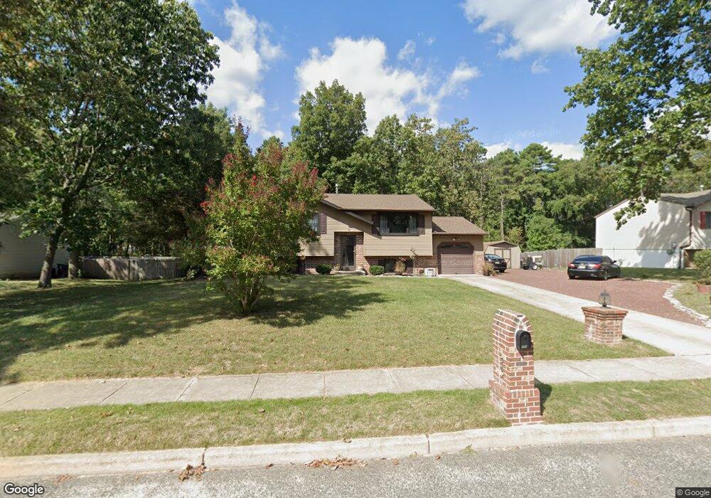 305 Centaurian Dr, West Berlin, NJ 08091 - photo 1