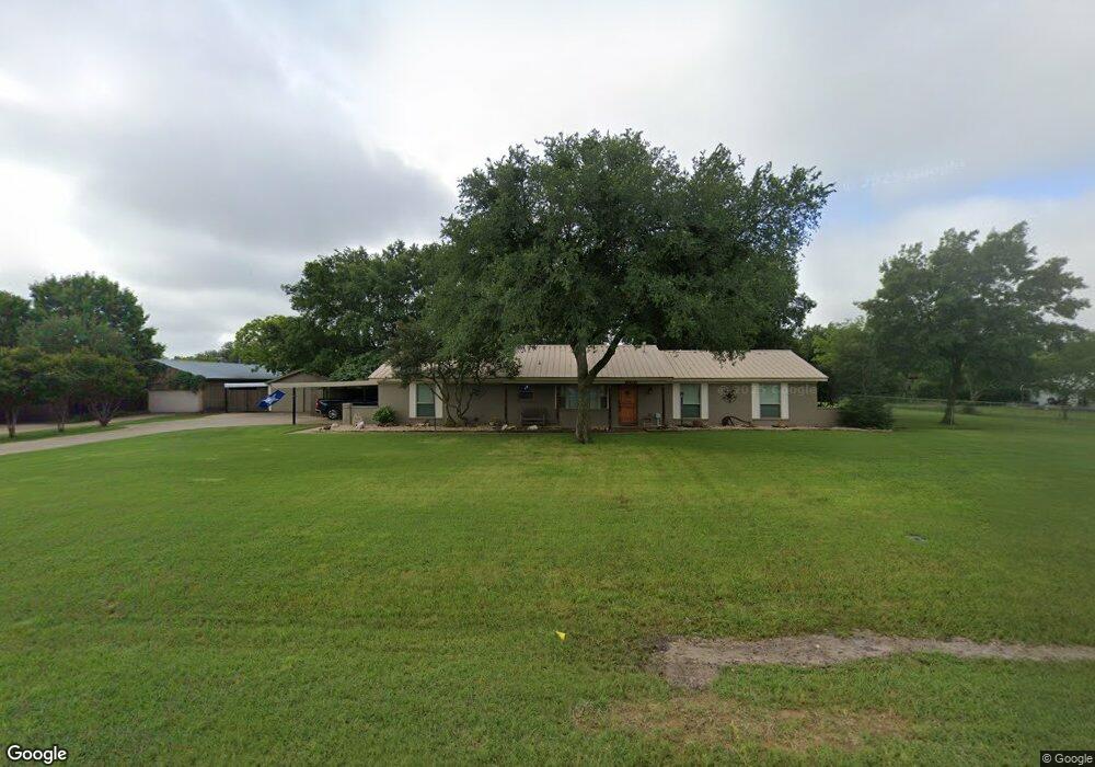 908 Lakeview Dr, Joshua, TX 76058 - photo 1