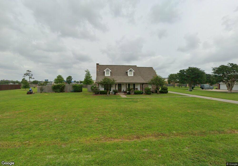 1730 N Crestview Dr, Lake Charles, LA 70605 - photo 1