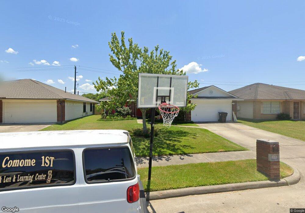 10819 Malden Dr, Houston, TX 77075 - photo 1