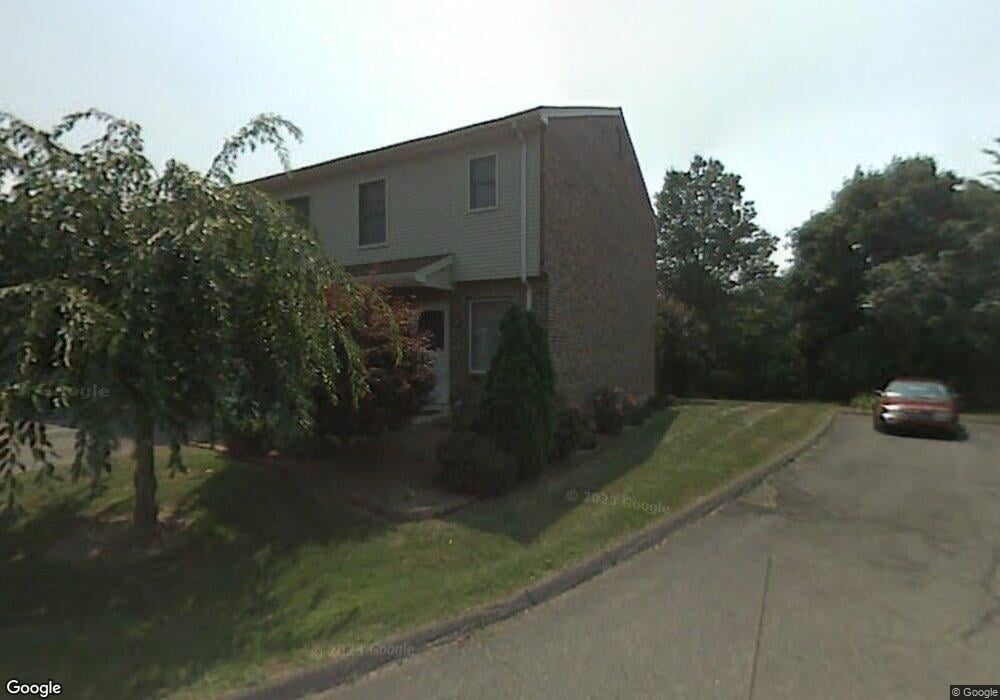 103 River Camp Dr, Newington, CT 06111 - photo 1