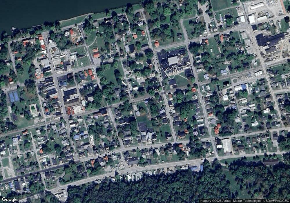 214 E 3rd St, Augusta, KY 41002 - photo 1