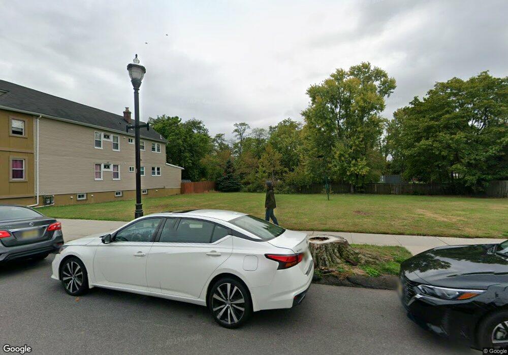 332 Hamilton St unit 6, Rahway, NJ 07065 - photo 1