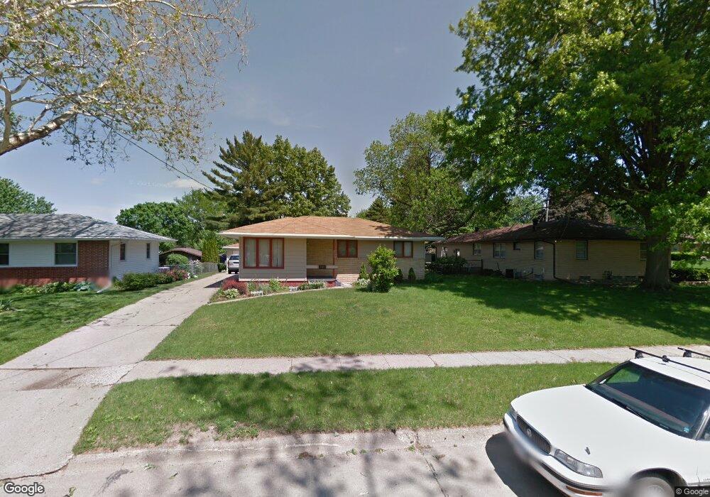 3411 Linworth Ln, Des Moines, IA 50315 - photo 1