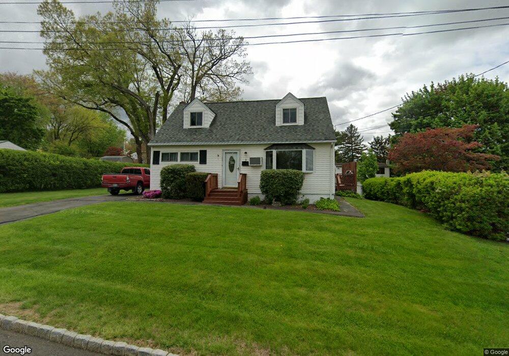 6 Havervale Ln, Garnerville, NY 10923 - photo 1