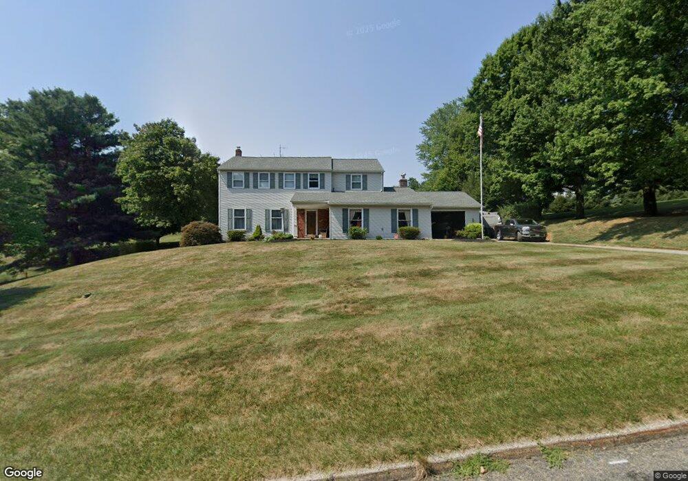 5712 Nina Cir, Coopersburg, PA 18036 - photo 1