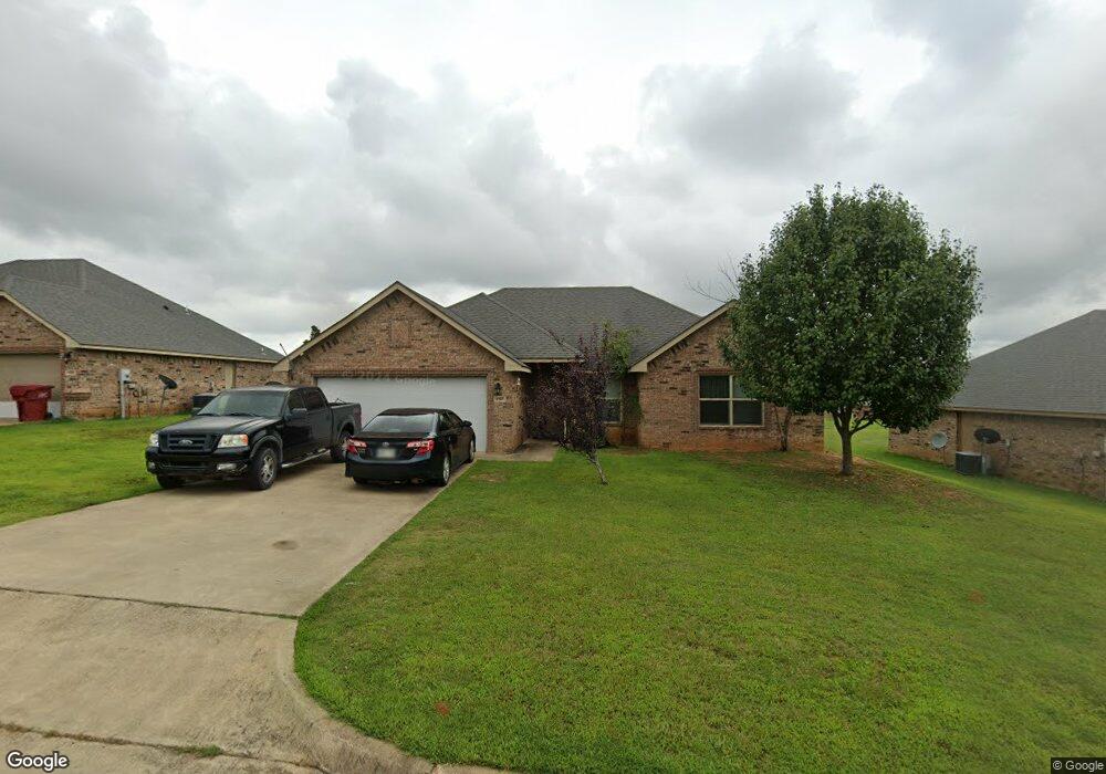 1107 Sun Haven Dr, Hugo, OK 74743 - photo 1