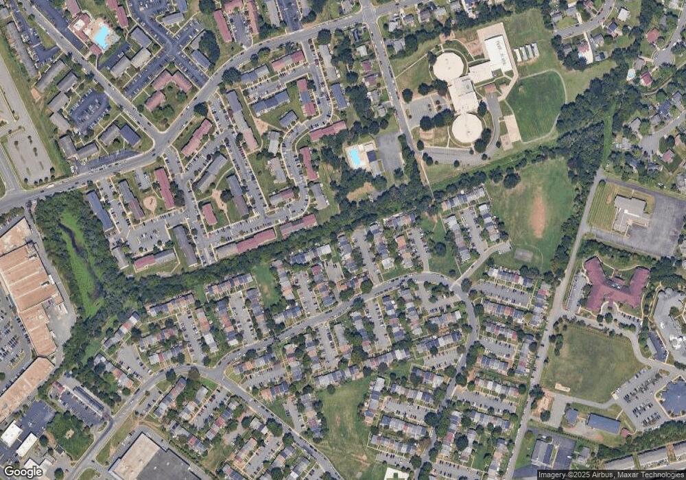 7963 Community Dr, Manassas, VA 20109 - photo 1