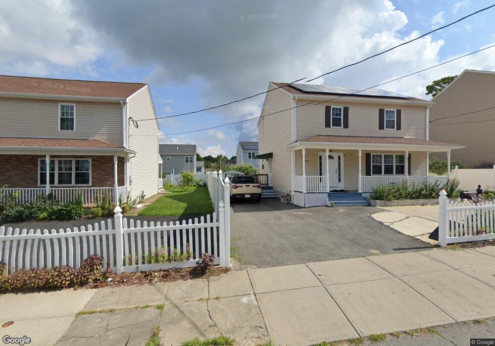 506 Tucker St, Fall River, MA 02721 - photo 1