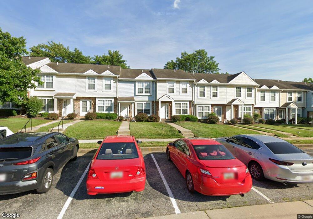 13 Red Hearth Ct, Halethorpe, MD 21227 - photo 1