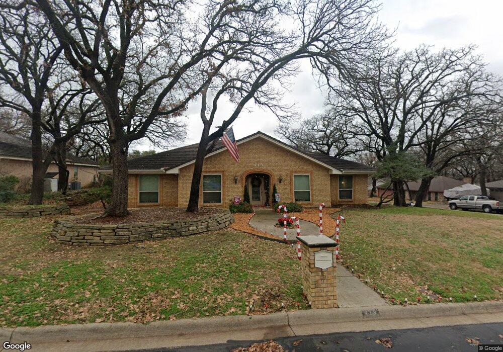 413 Heather Ln, Hurst, TX 76054 - photo 1