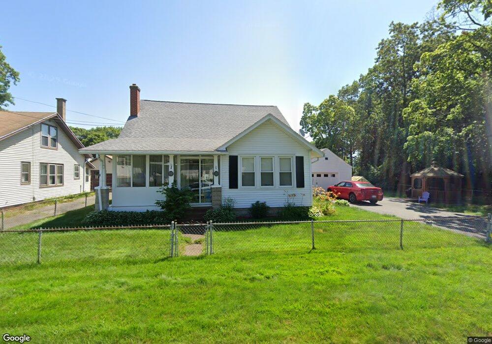 53 Lucerne Rd, Springfield, MA 01119 - photo 1