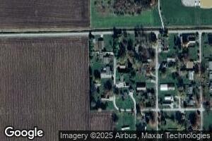 443 N Hawthorne St, Dana, IN 47847