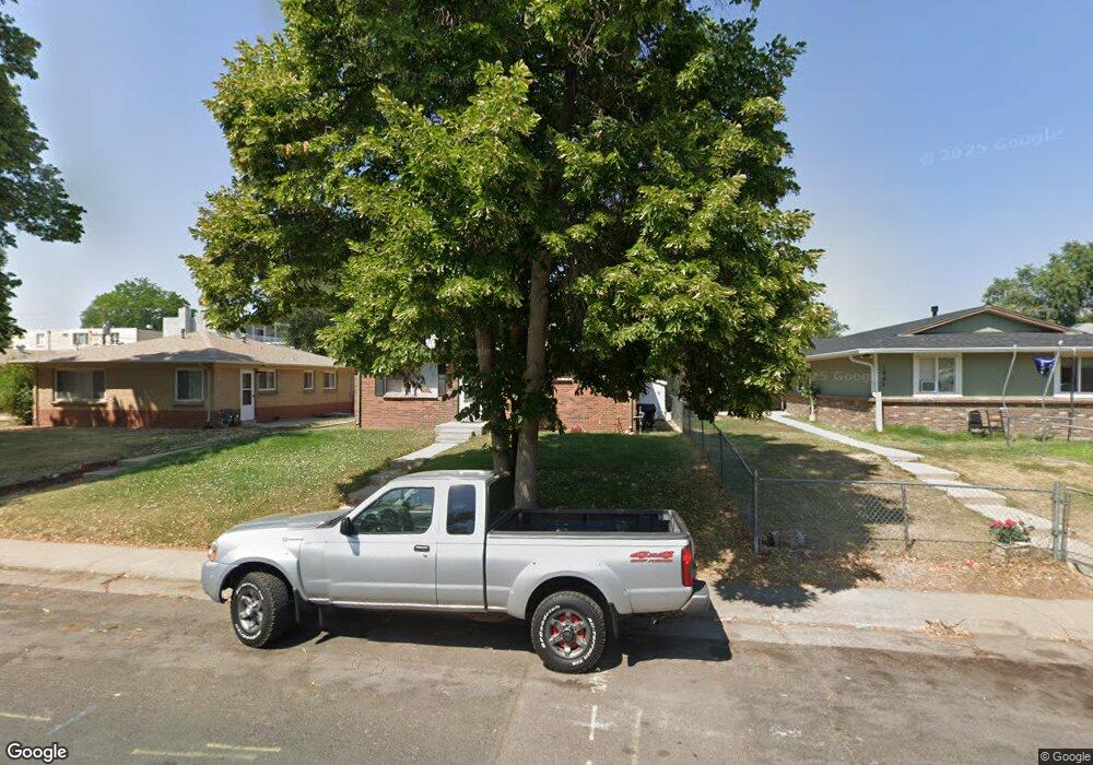 1039 Emporia St, Aurora, CO 80010 - photo 1