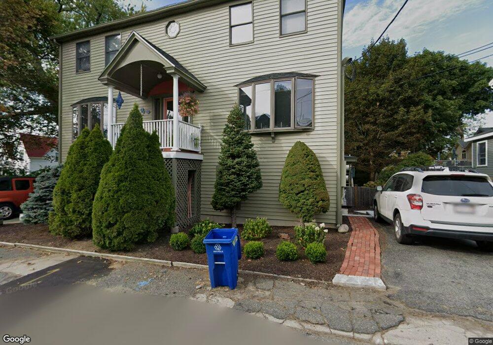 6 Traverse St, Gloucester, MA 01930 - photo 1