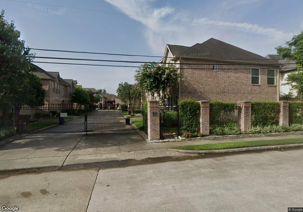 1315 Wentworth Ct unit 1, Houston, TX 77055 - photo 1