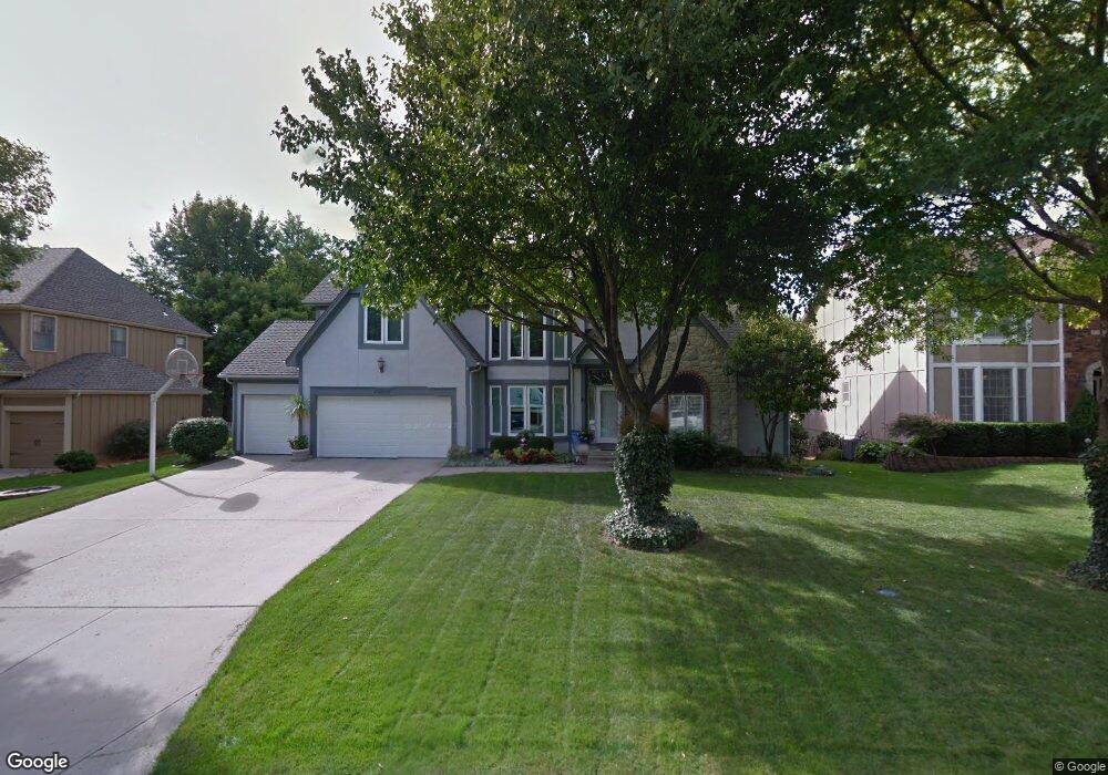 13717 W 76th Cir, Shawnee, KS 66216 - photo 1