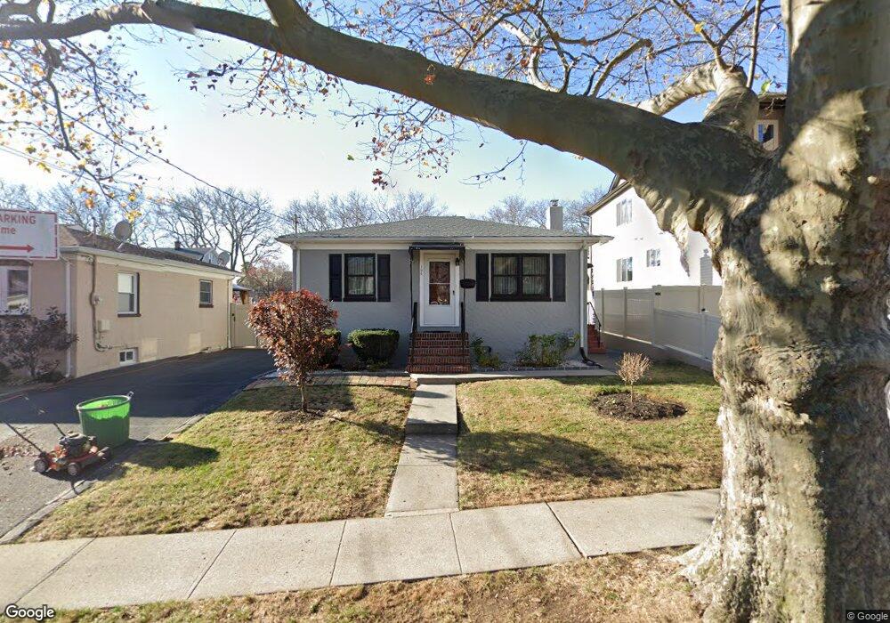 194 Bancroft Ave, Staten Island, NY 10306 - photo 1