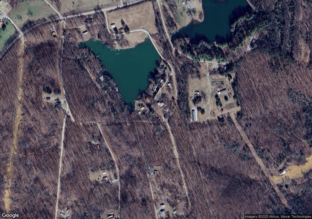 85 Lake St unit 85, Crossville, TN 38572 - photo 1