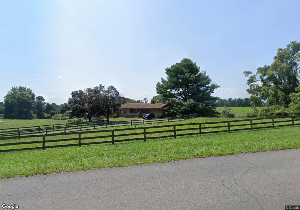 6656 Wilson Rd, Marshall, VA 20115 - photo 1