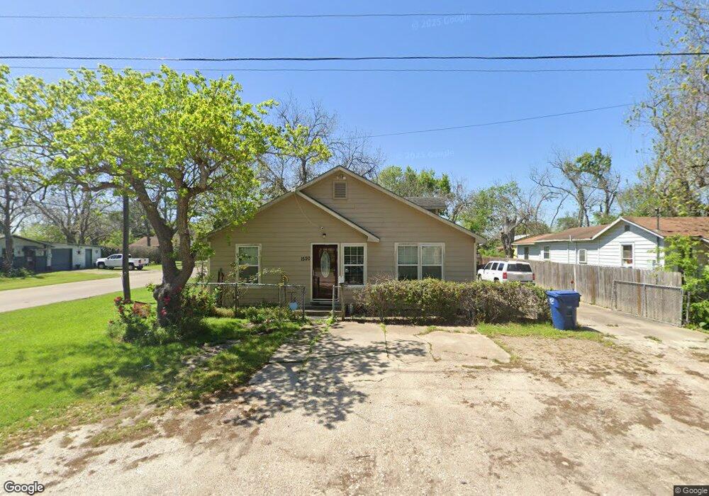 1520 Avenue L, Bay City, TX 77414 - photo 1