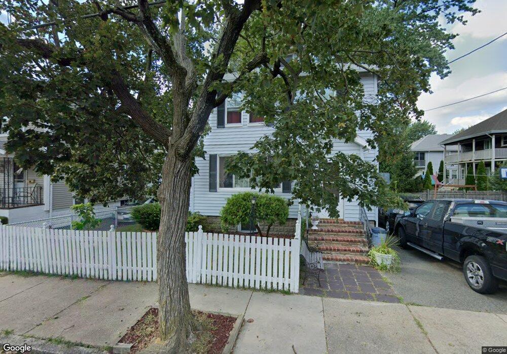 68 Wesmur Rd, Malden, MA 02148 - photo 1