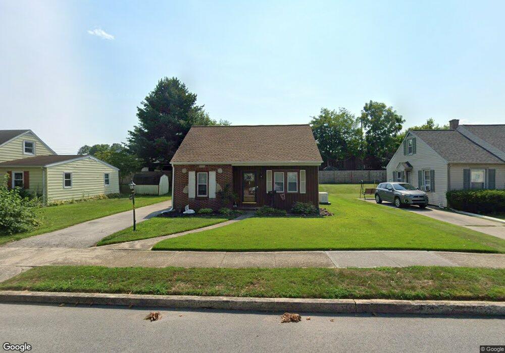 512 Prince St, Littlestown, PA 17340 - photo 1