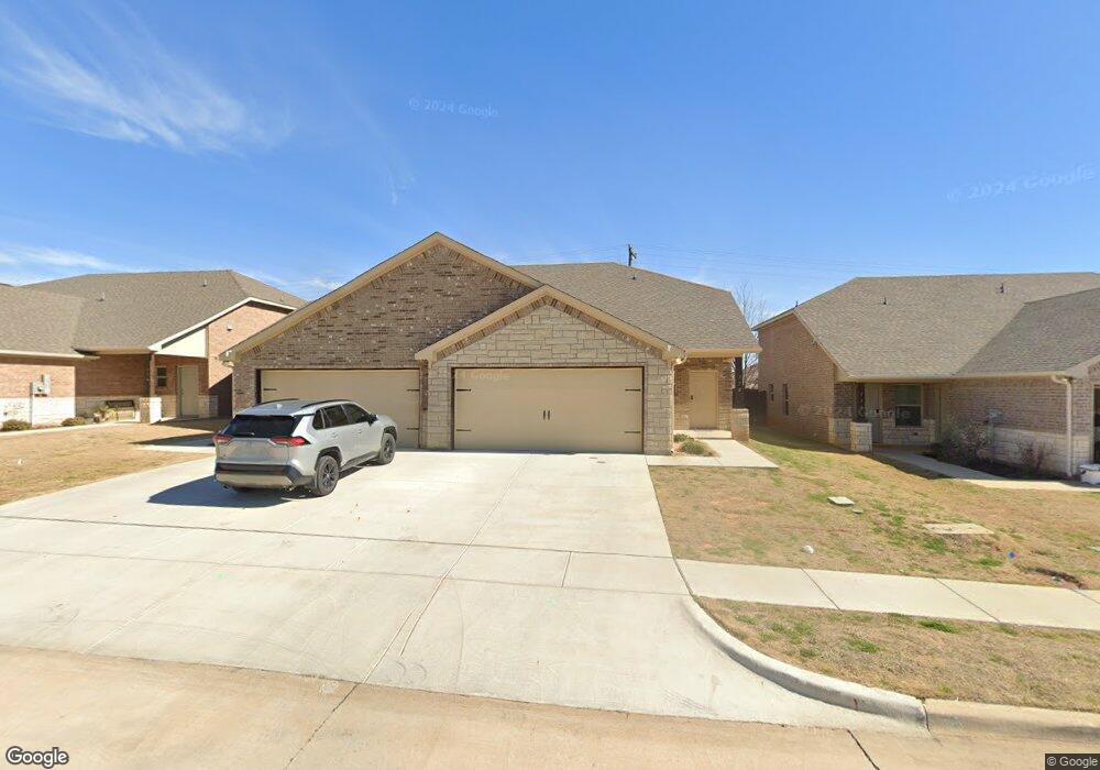 772 Rolling Terrace Cir, Granbury, TX 76049 - photo 1