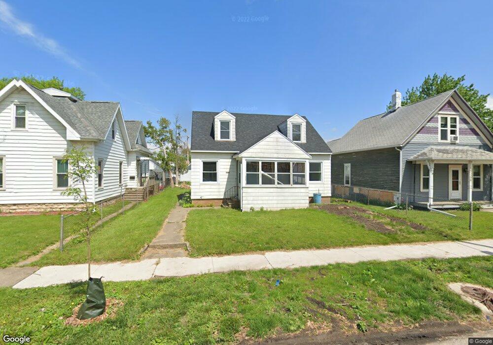 160 17th Ave SW, Cedar Rapids, IA 52404 - photo 1