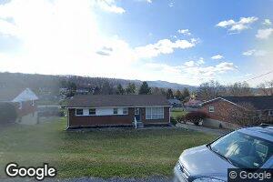 403 E Gray St, Covington, VA 24426