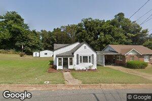 1004 Moscow Ave, Hickman, KY 42050