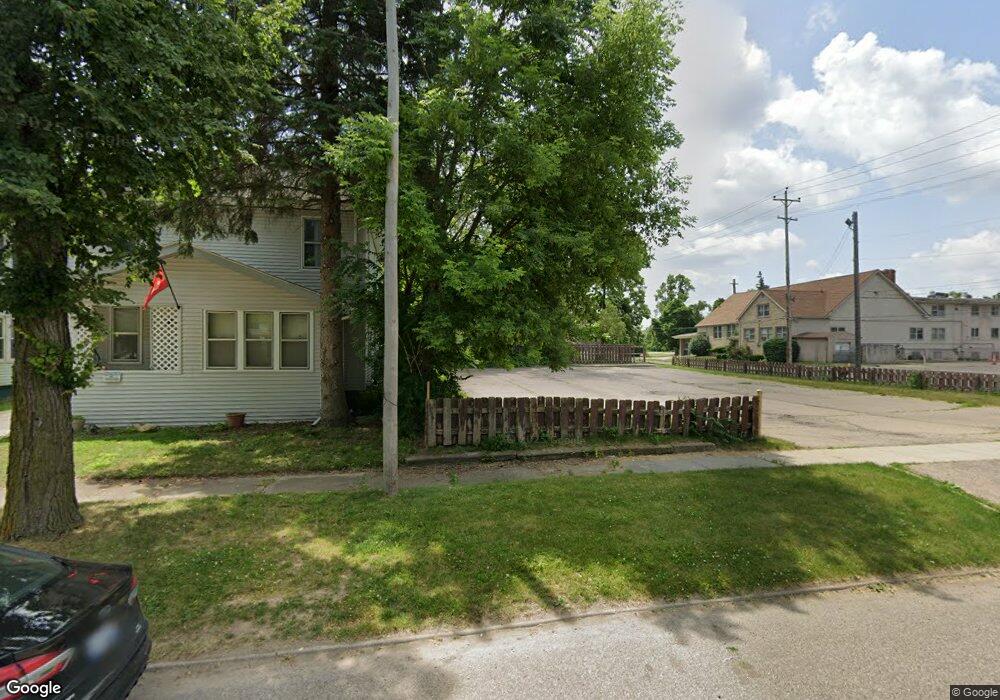 1706 E Hamilton Ave, Flint, MI 48506 - photo 1