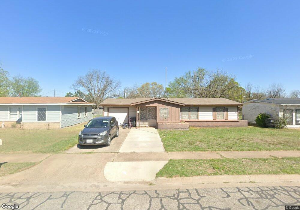 1306 Rose Ave, Cleburne, TX 76033 - photo 1
