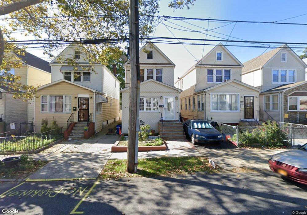 11122 169th St, Jamaica, NY 11433 - photo 1