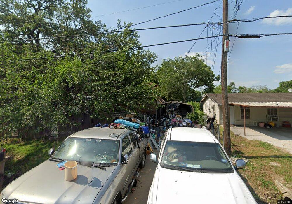 3803 Cedar Hill Ln, Houston, TX 77093 - photo 1