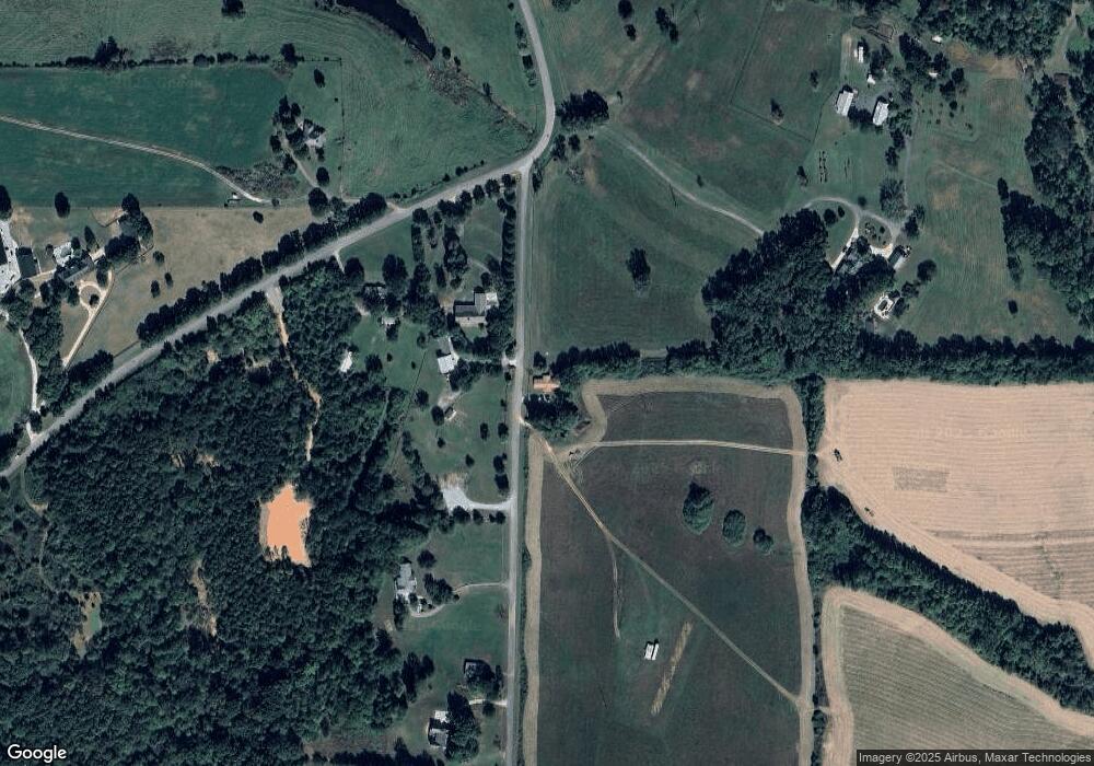 5731 Fields Rd, Gainesville, GA 30506 - photo 1