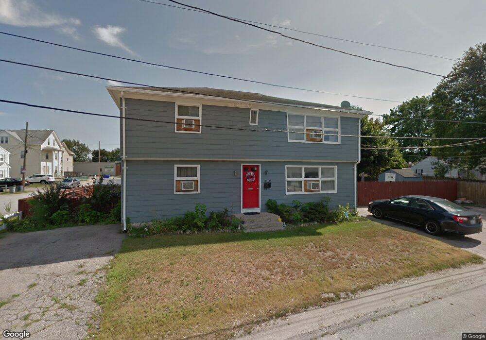 123 Dickens St, Pawtucket, RI 02861 - photo 1