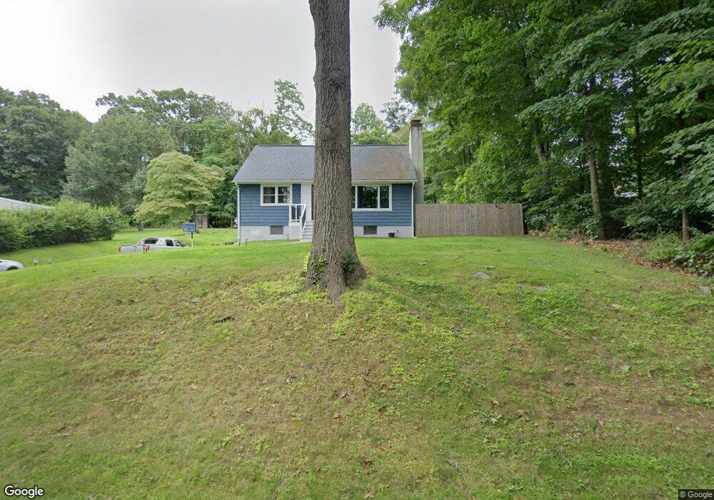 3712 Hudsonview St, Mohegan Lake, NY 10547 - photo 1