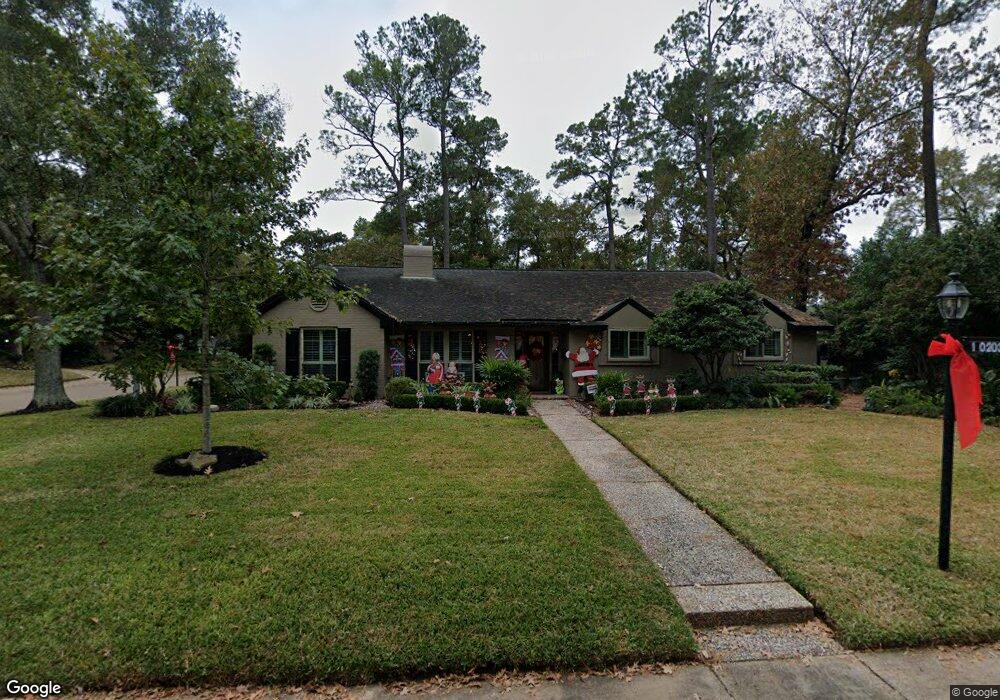 10203 Holly Springs Dr, Houston, TX 77042 - photo 1