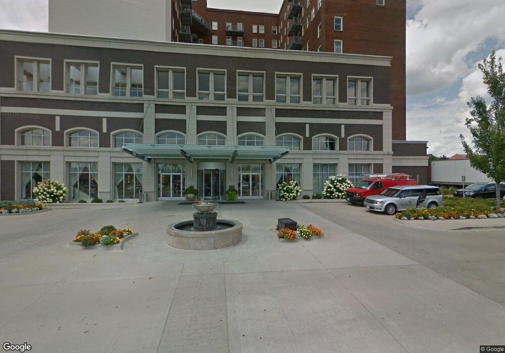 200 E 3rd St, Davenport, IA 52801 - photo 1