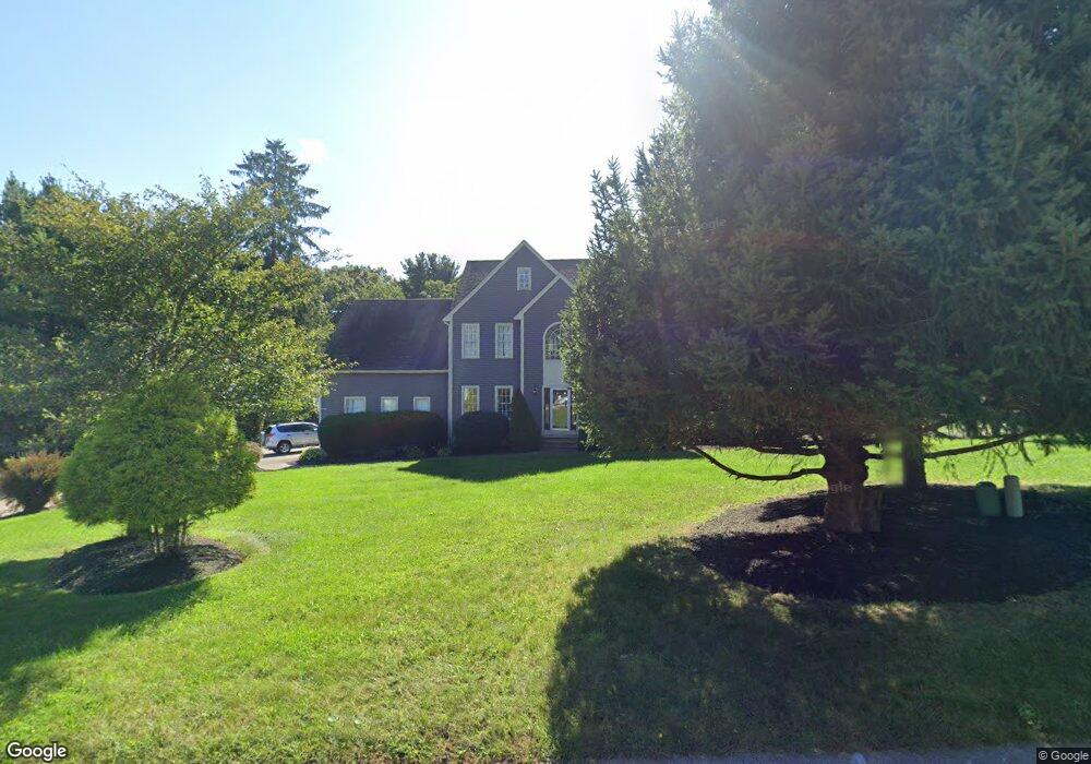 4 Walnut Ln, Medway, MA 02053 - photo 1