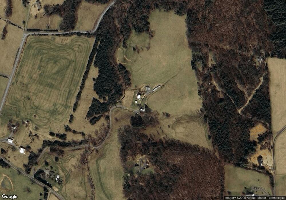 1165 Bentonville Rd, Bentonville, VA 22610 - photo 1