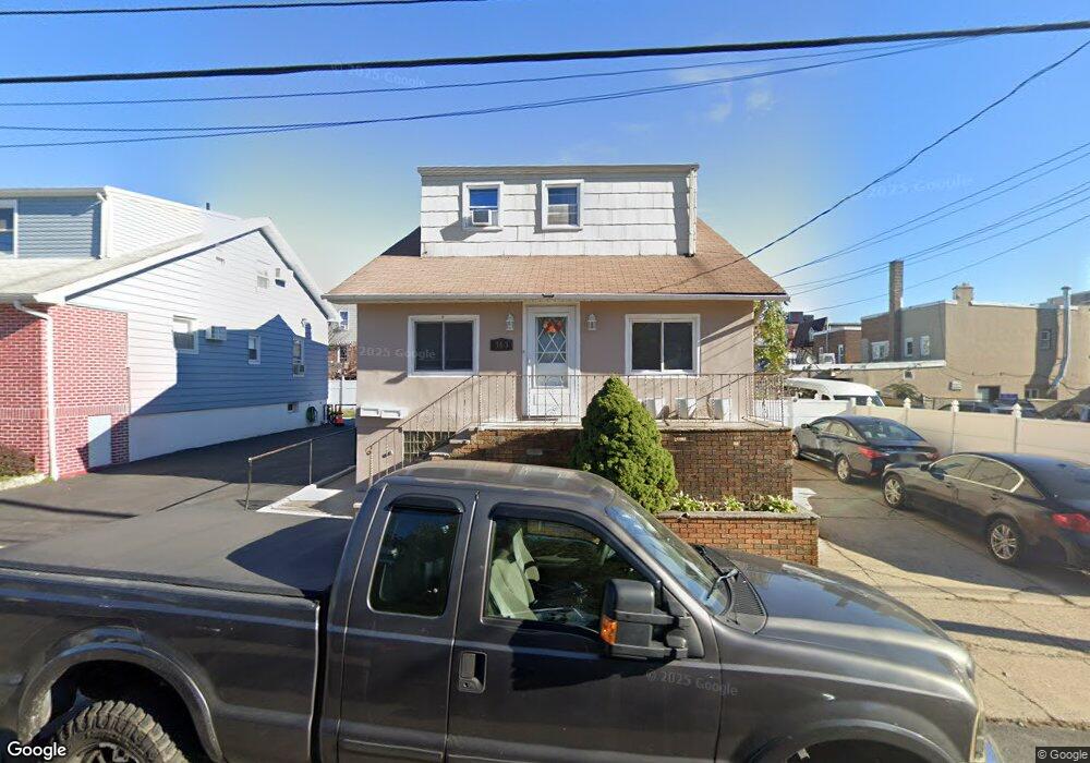 363 Roosevelt St, Fairview, NJ 07022 - photo 1